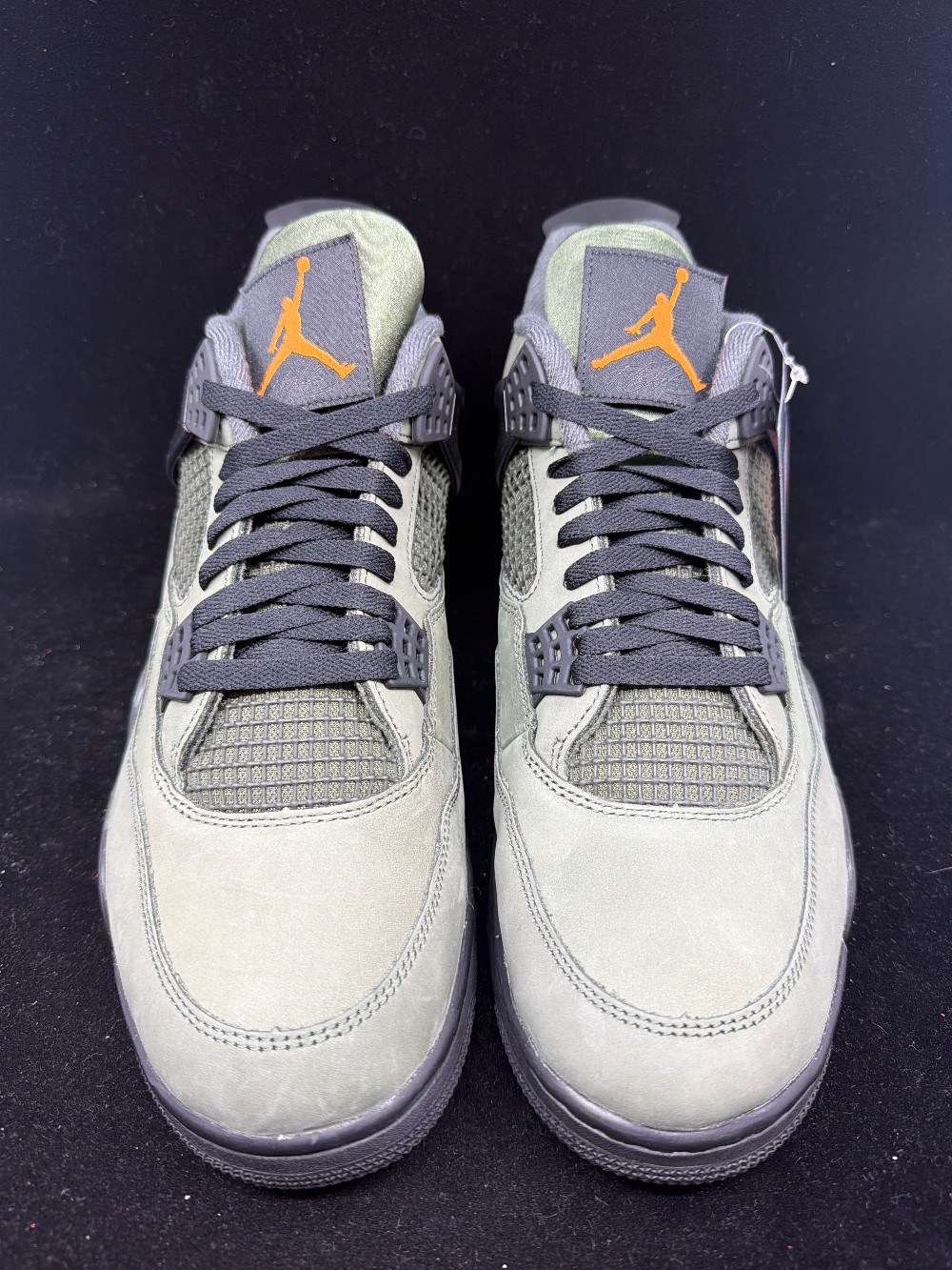 AJ 4 - UNDEFEATED (2025)