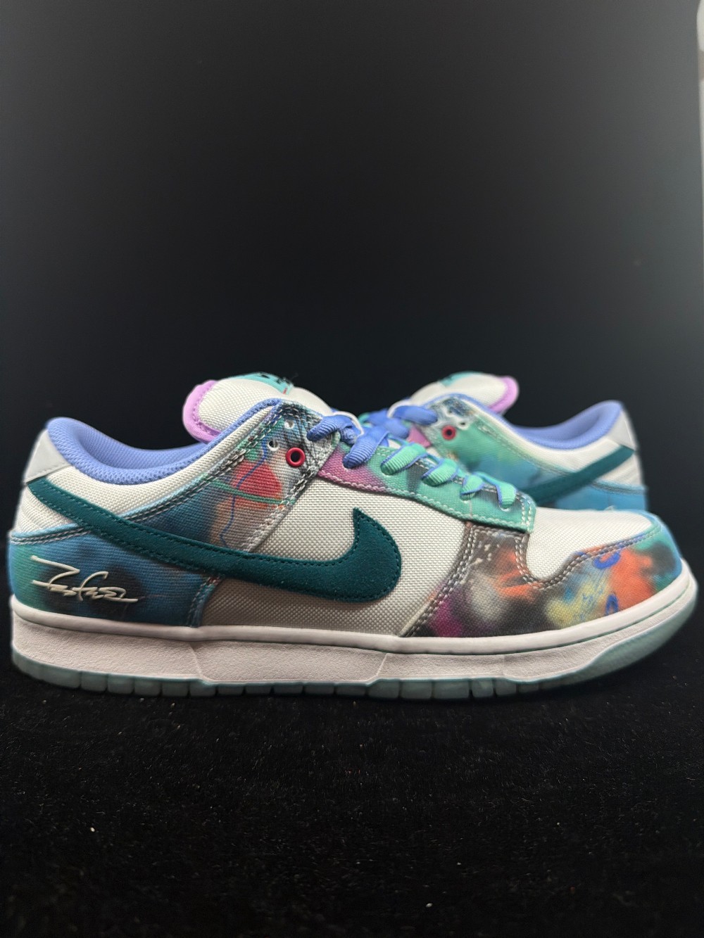*USED* NIKE SB DUNK LOW - FUTURA LABORATORIES BLEACHED AQUA