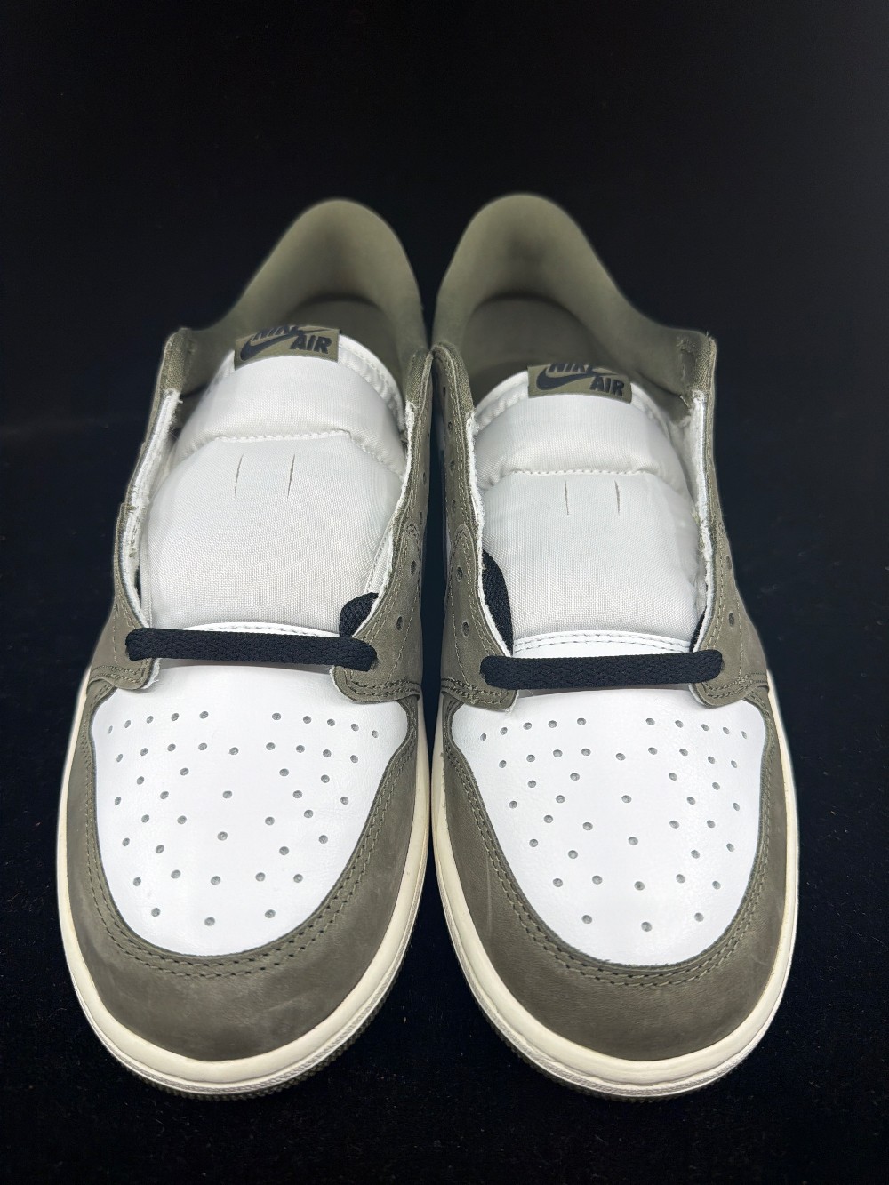 AJ 1 LOW - MEDIUM OLIVE