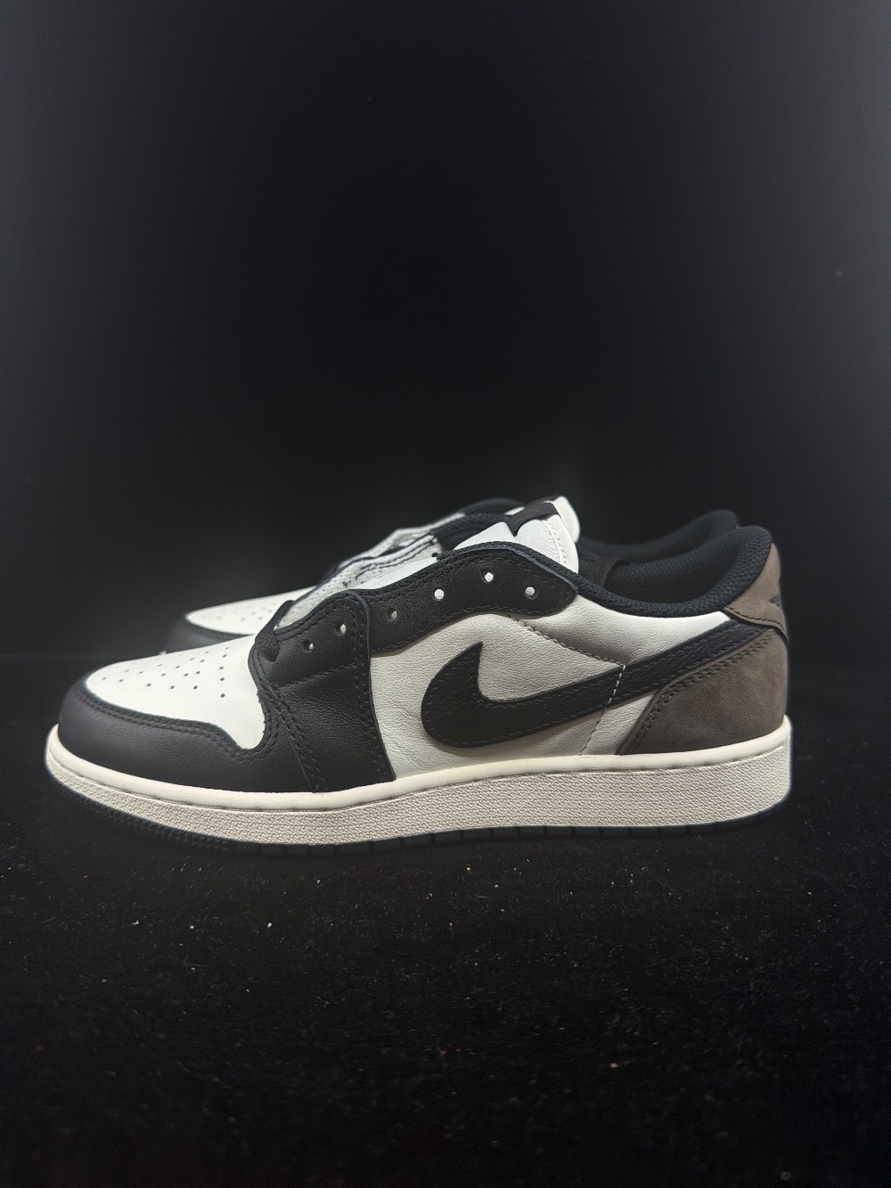 AJ 1 LOW OG (GS) - MOCHA