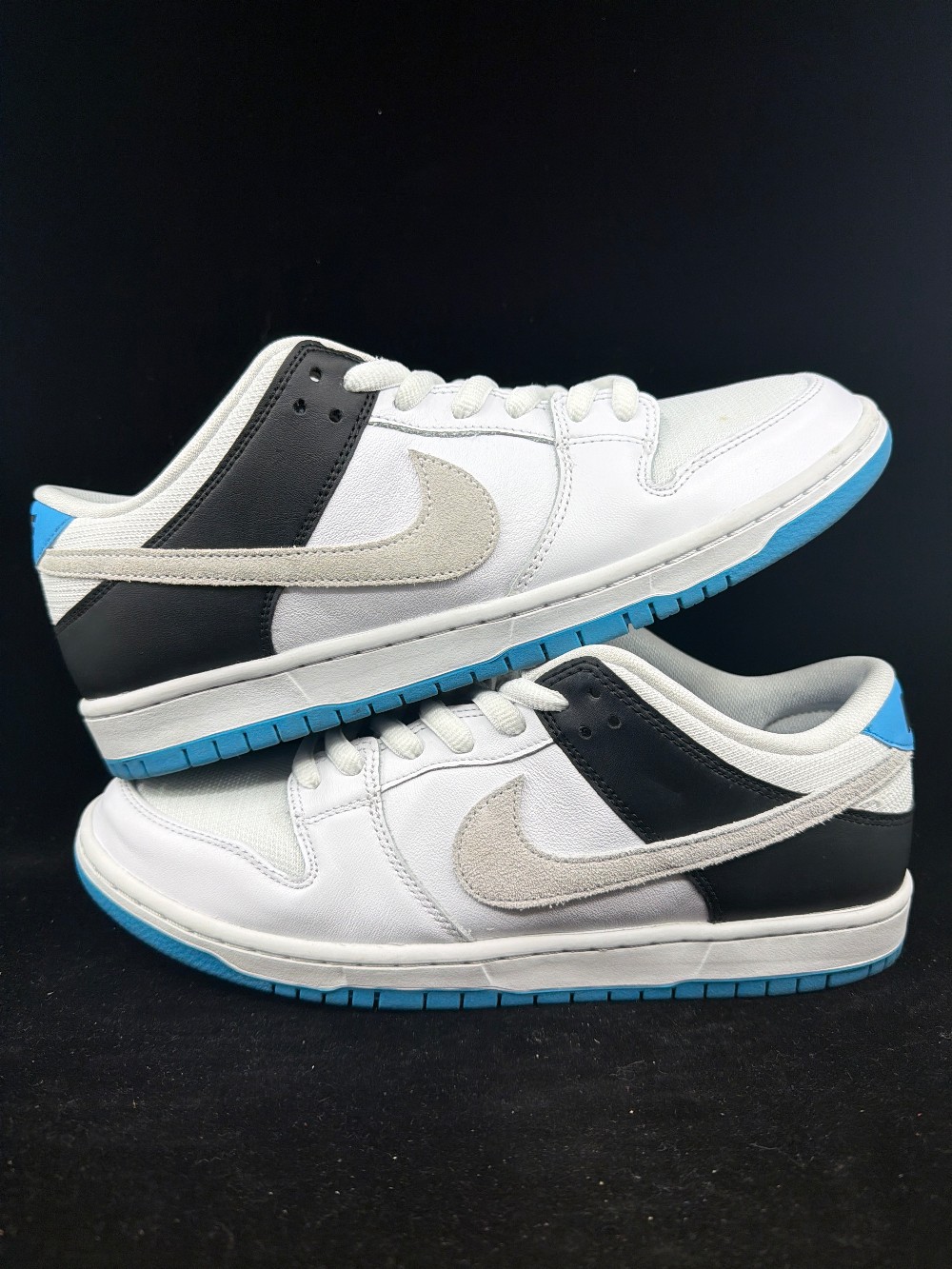 *USED* NIKE SB DUNK LOW - LASER BLUE