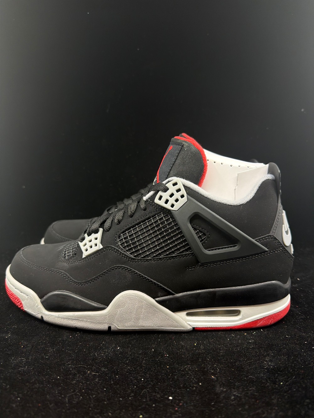 AJ 4 - BRED (2019)