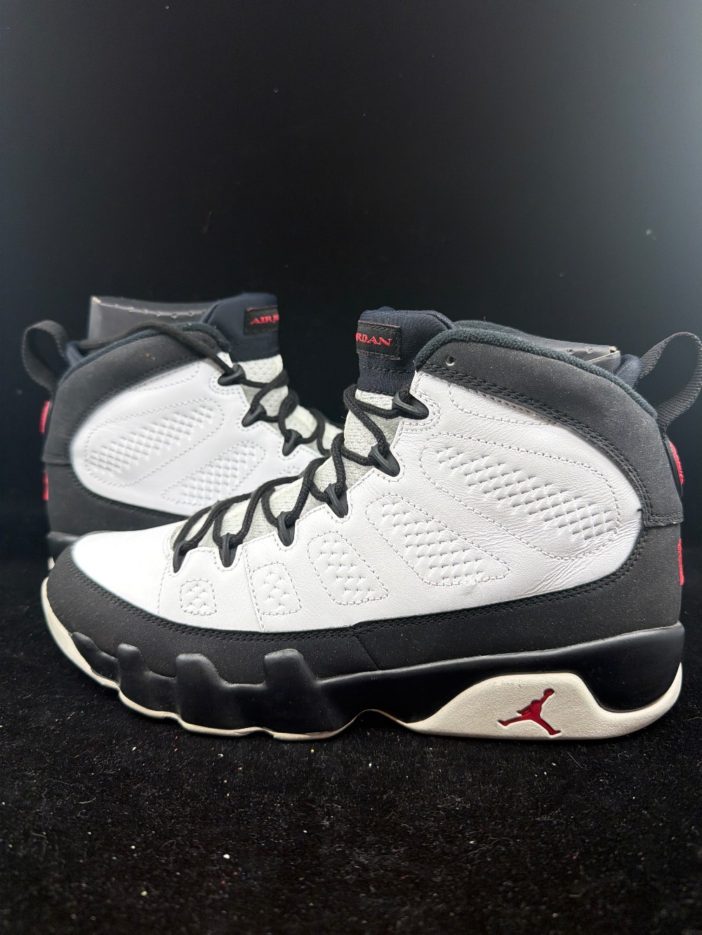 *USED* AJ 9 - OG (2016)