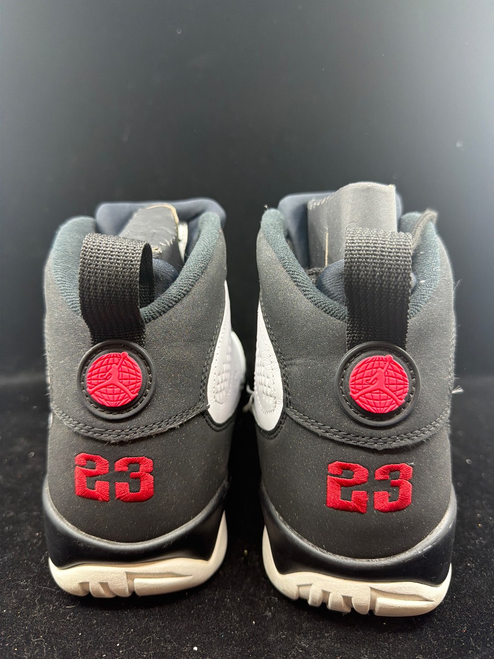*USED* AJ 9 - OG (2016)