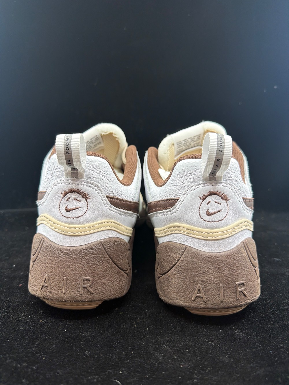 *USED* NIKE ZOOM FIELD JAXX X TRAVIS SCOTT - LIGHT CHOCOLATE