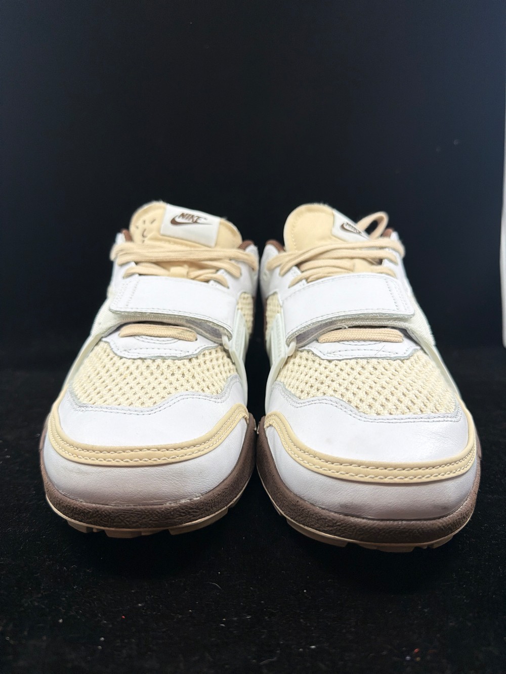 *USED* NIKE ZOOM FIELD JAXX X TRAVIS SCOTT - LIGHT CHOCOLATE