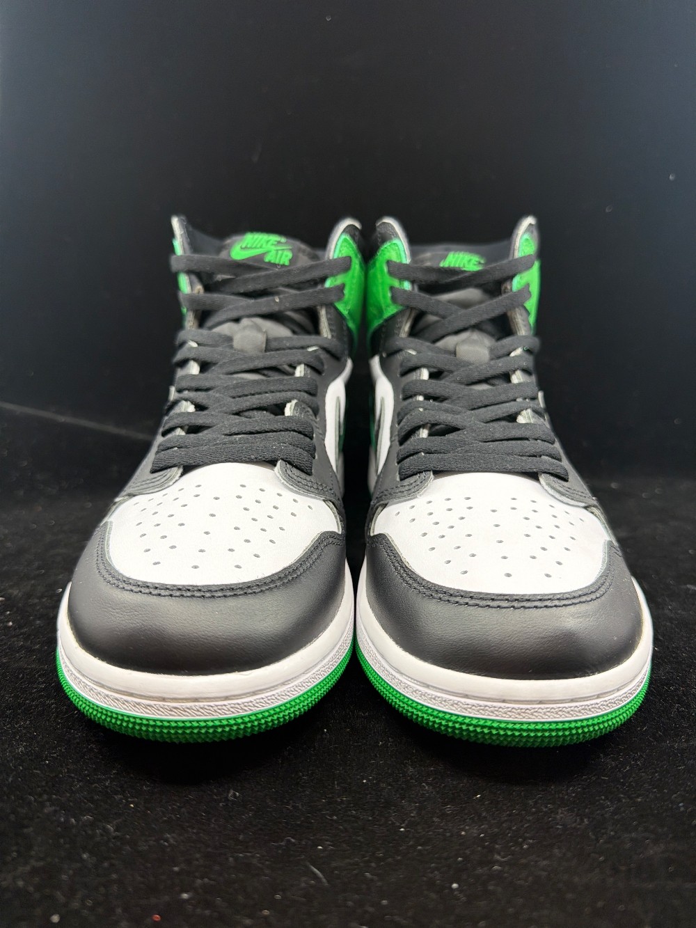 AJ 1 - LUCKY GREEN