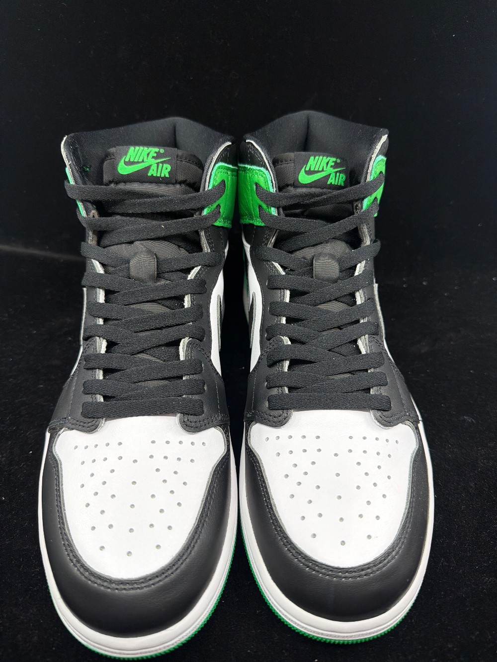 AJ 1 - LUCKY GREEN