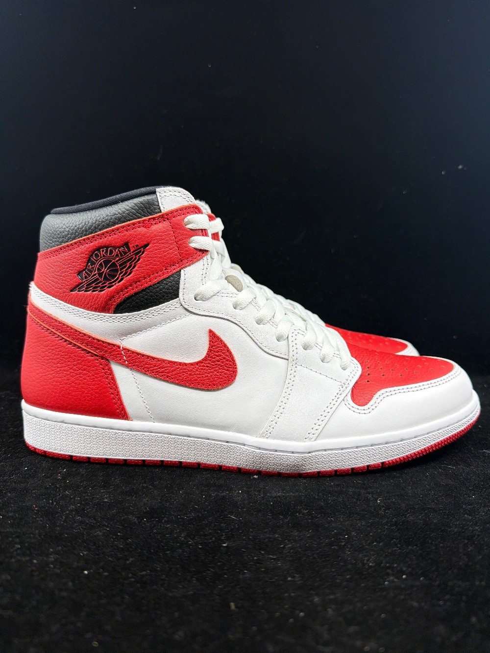 AJ 1 - HERITAGE