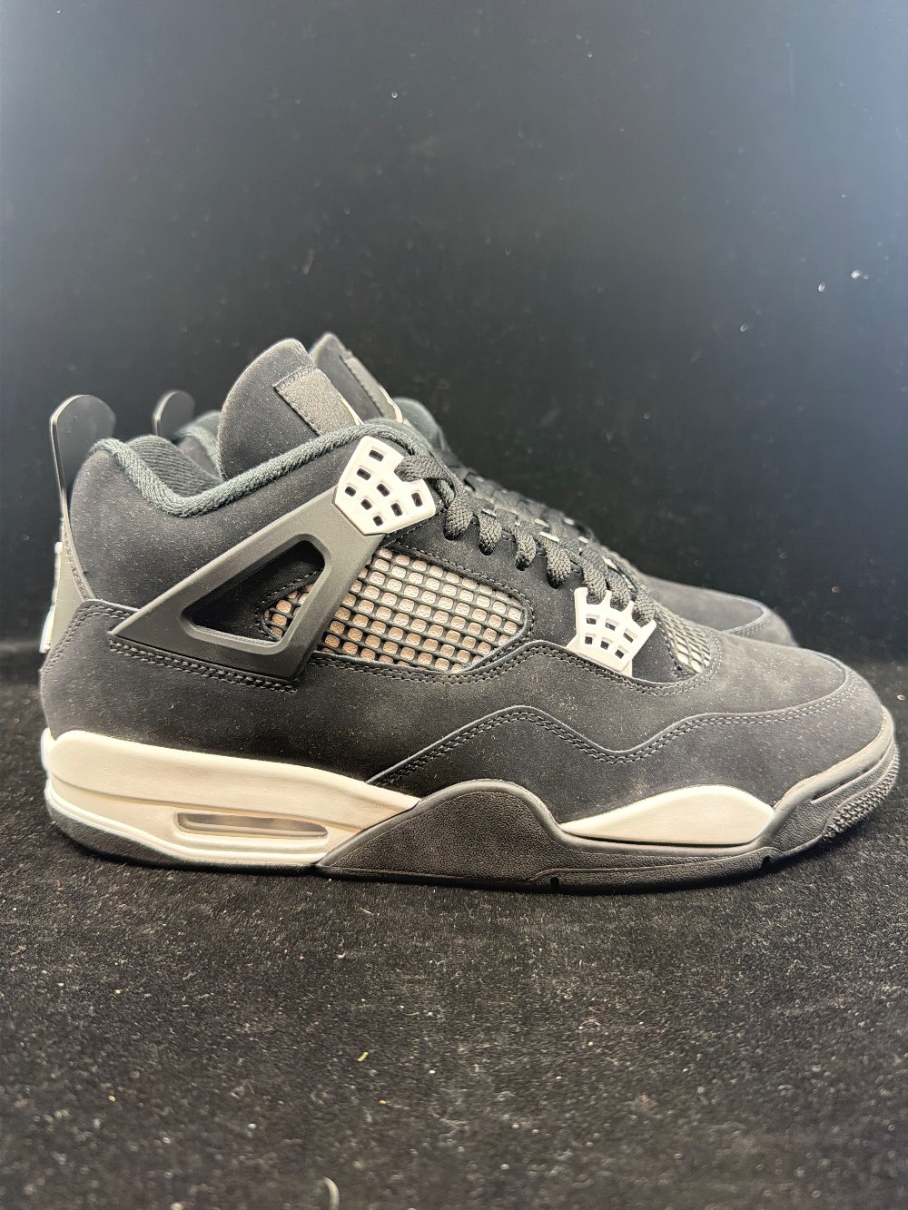 AJ 4 - WHITE THUNDER