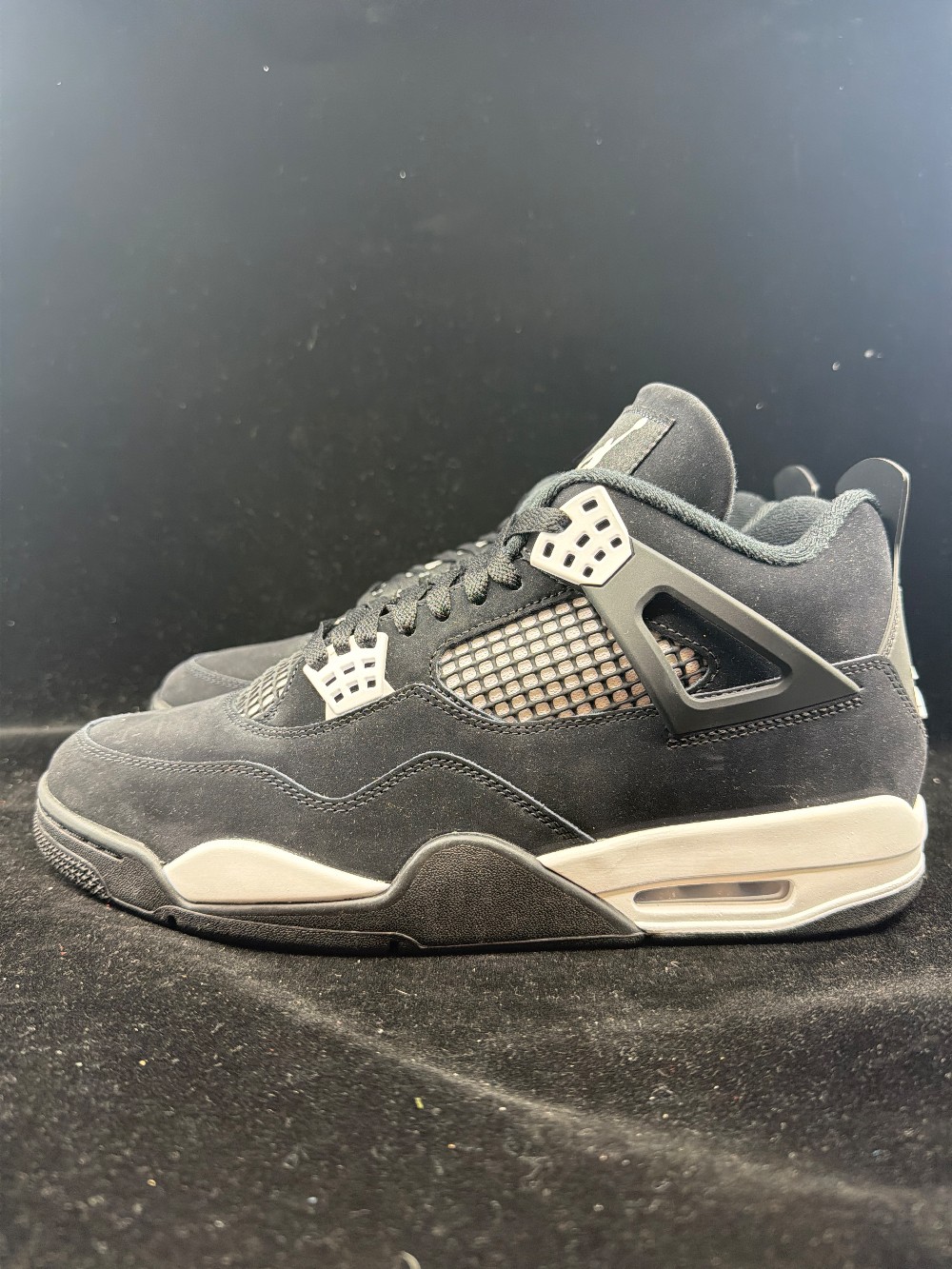 AJ 4 - WHITE THUNDER