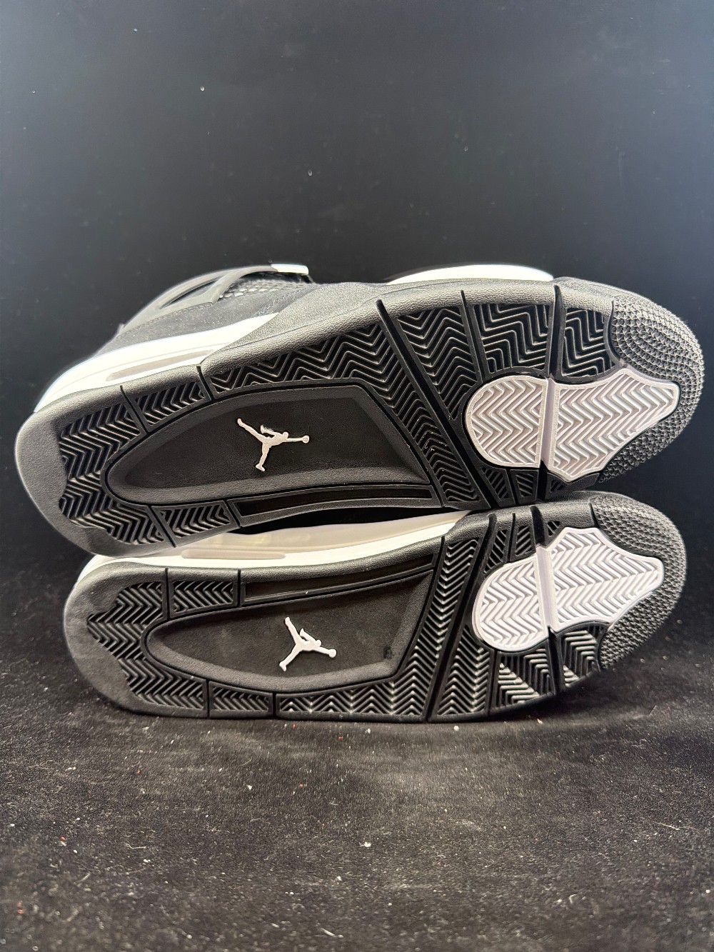 AJ 4 - WHITE THUNDER