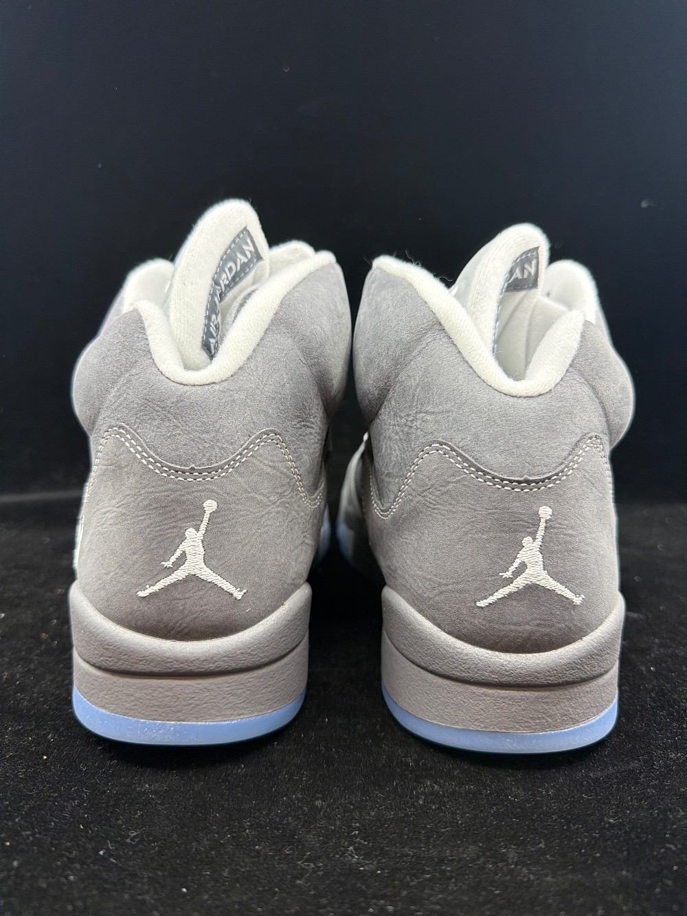 AJ 5 - WOLF GREY (2026)