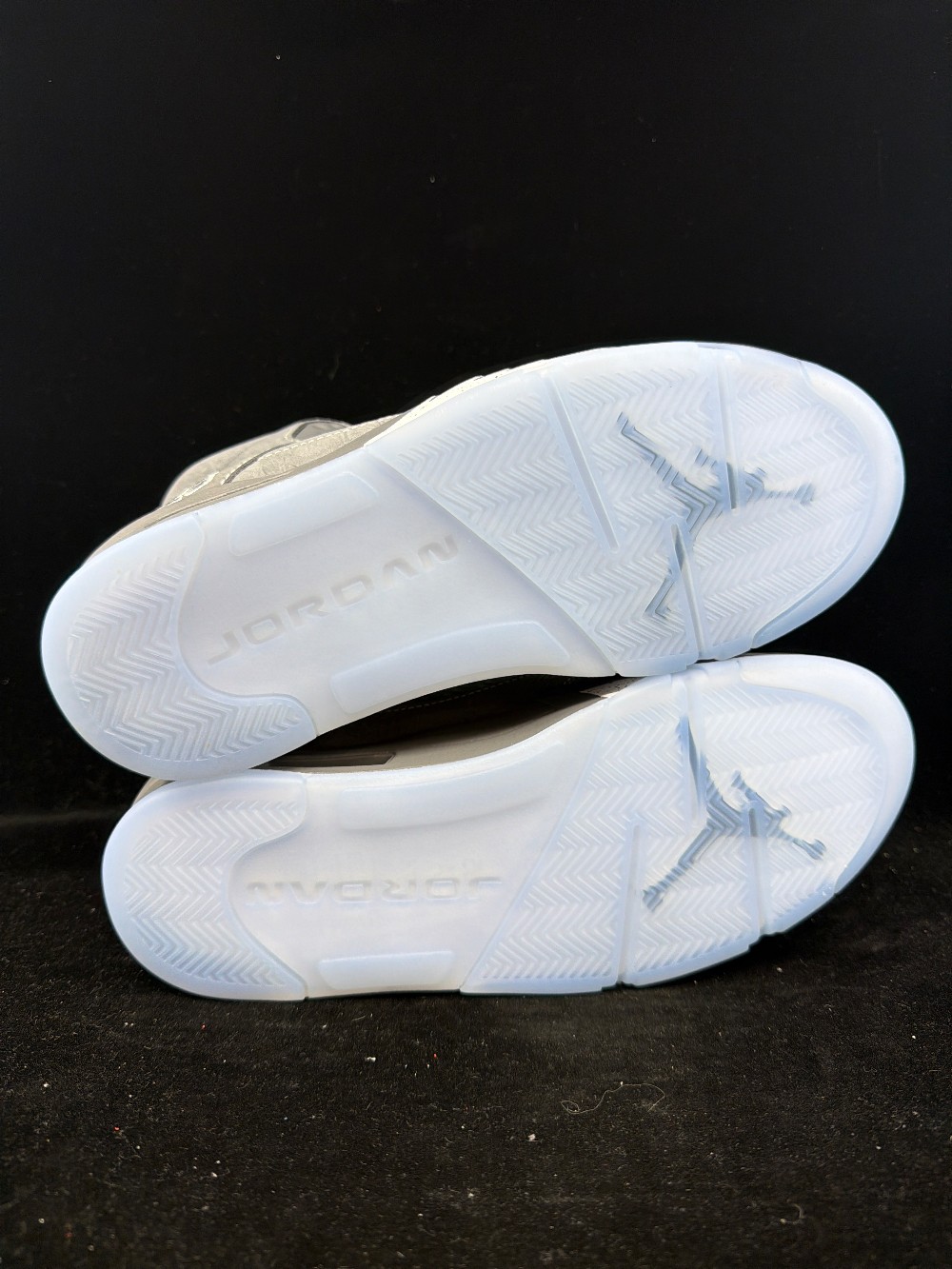 AJ 5 - WOLF GREY (2026)