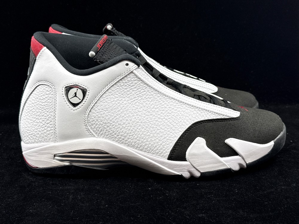 AJ 14 - BLACK TOE (2024)