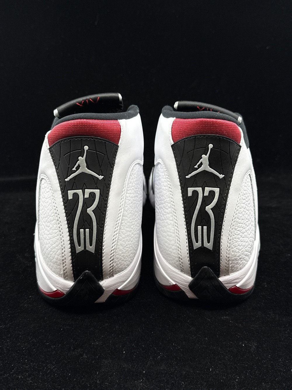 AJ 14 - BLACK TOE (2024)