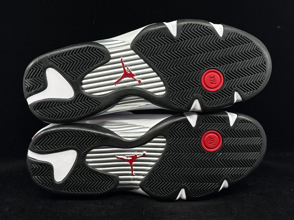 AJ 14 - BLACK TOE (2024)