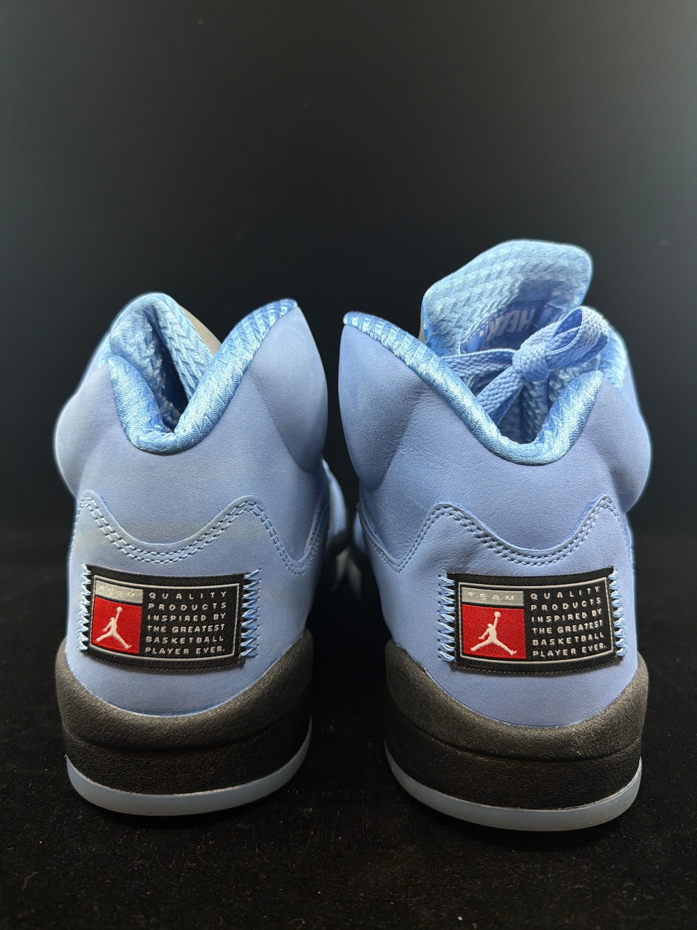 AJ 5 - UNC (REP BOX)