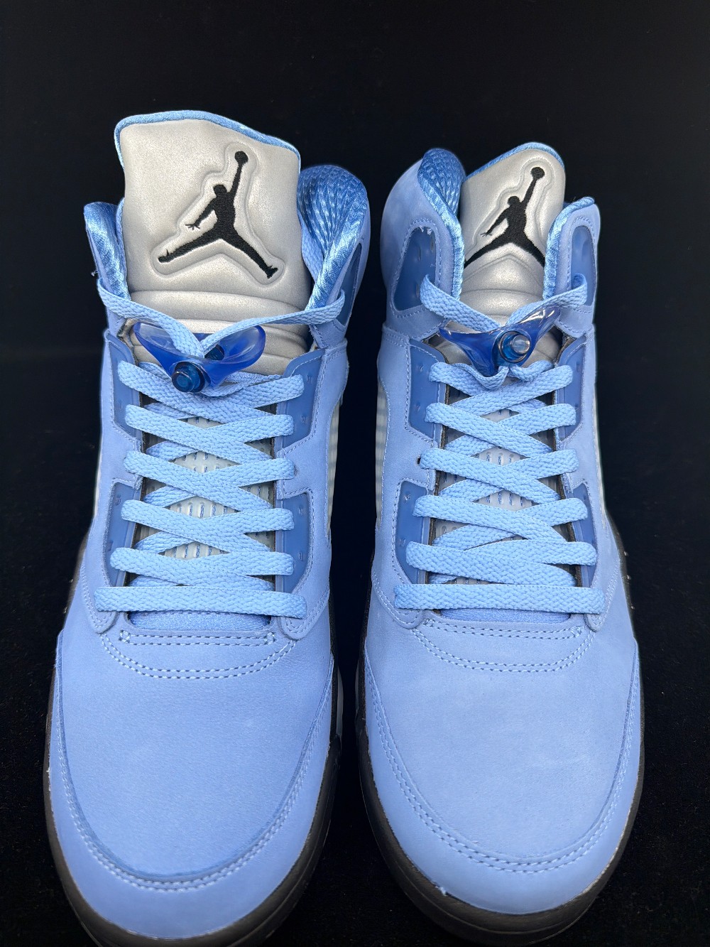 AJ 5 - UNC (REP BOX)