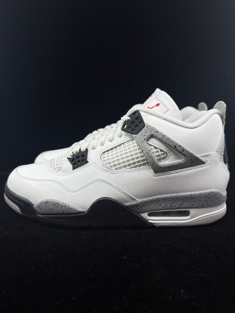 AJ 4 - WHITE CEMENT (2025)