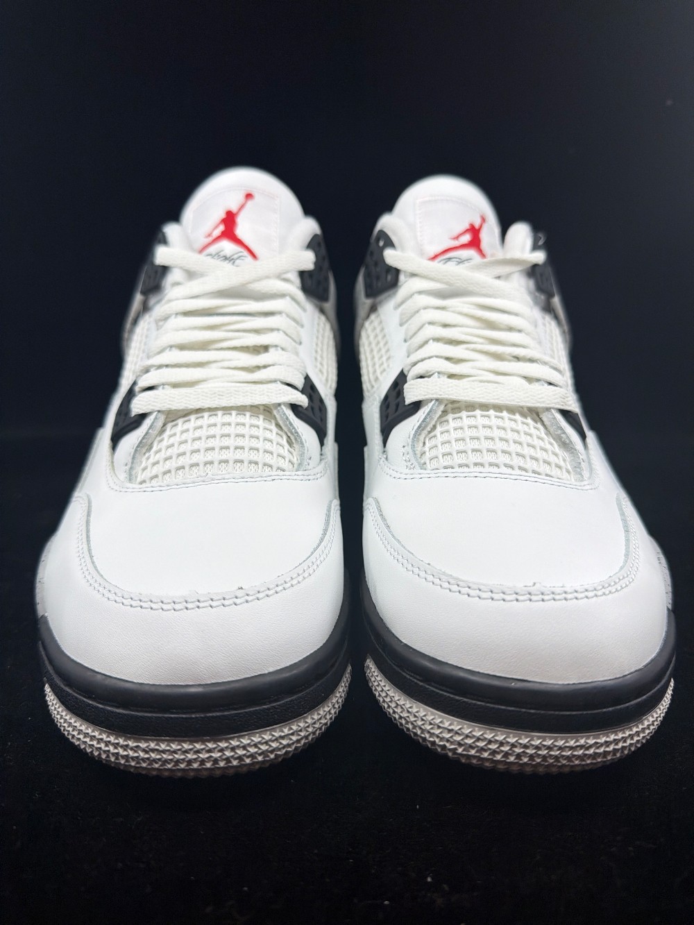 AJ 4 - WHITE CEMENT (2025)
