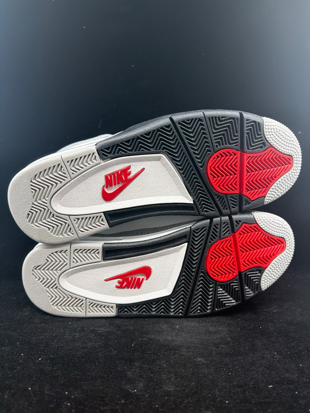 AJ 4 - WHITE CEMENT (2025)