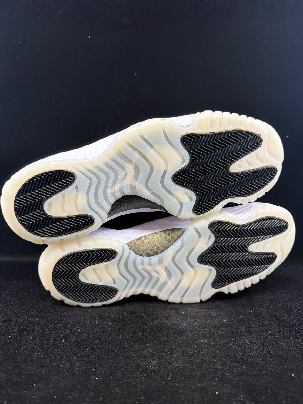 AJ 11 - DMP GRATITUDE (2023)