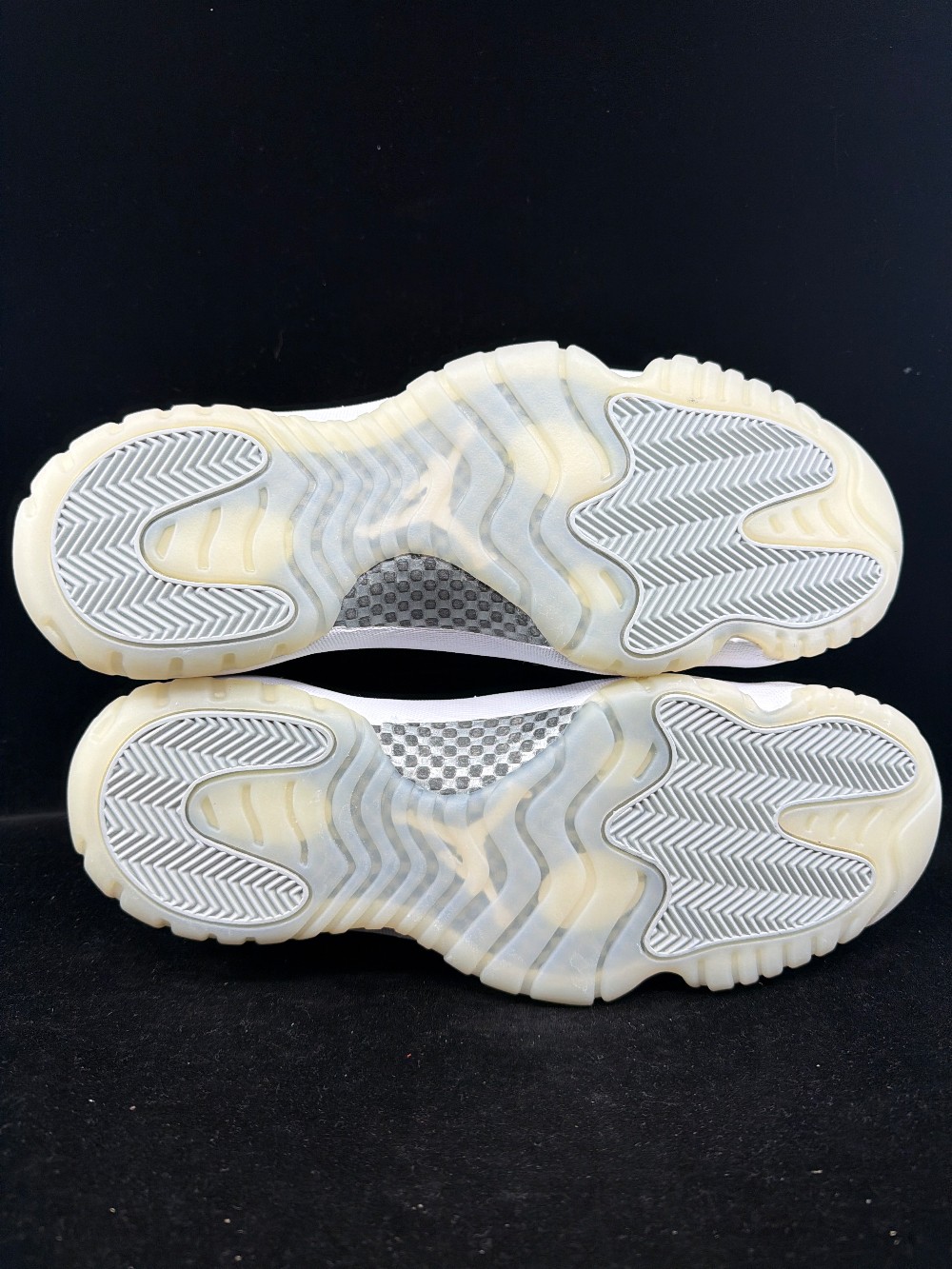 AJ 11 - JUBILEE 25TH ANNIVERSARY