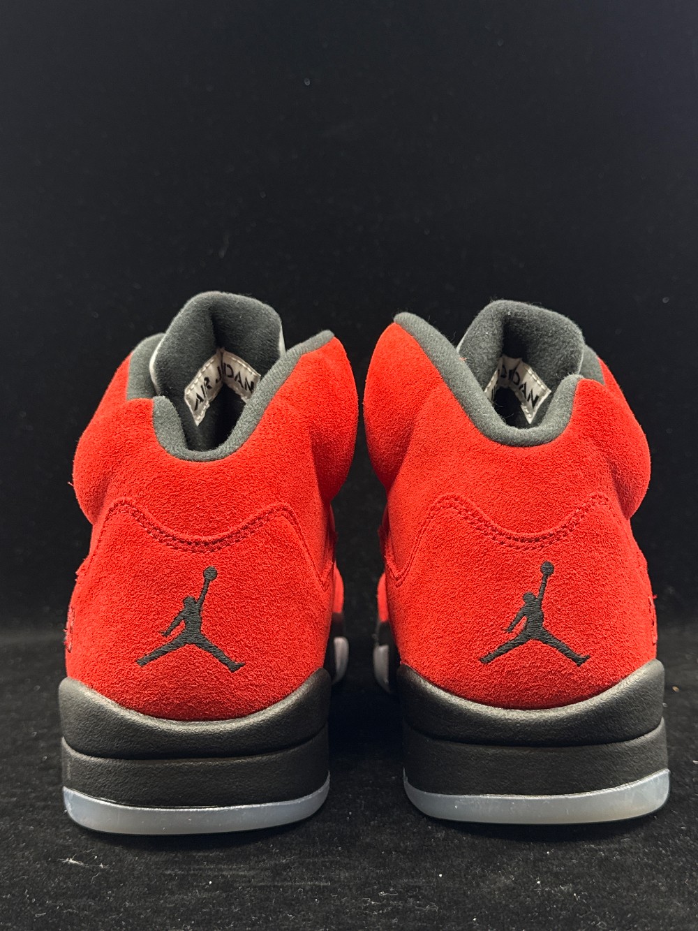 AJ 5 - RAGING BULL RED (2021)