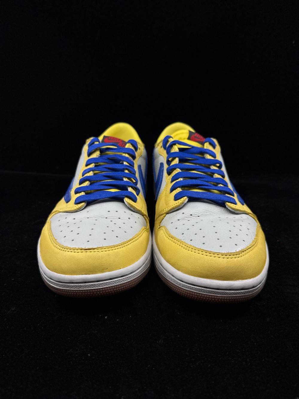 *USED* AJ 1 LOW X TRAVIS SCOTT (W) - CANARY