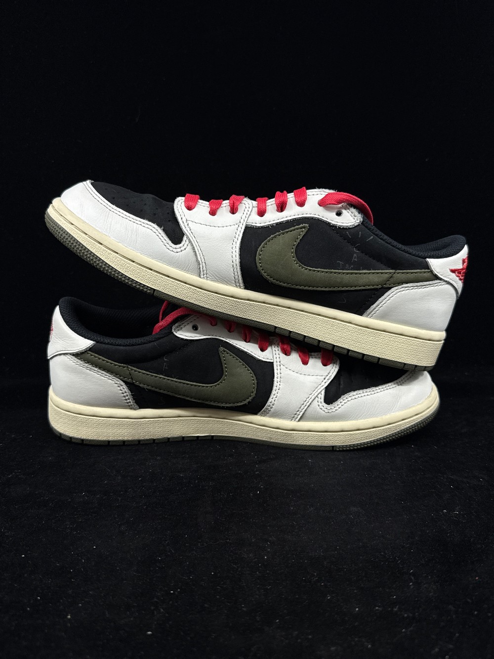*USED* AJ 1 LOW X TRAVIS SCOTT (W) - OLIVE