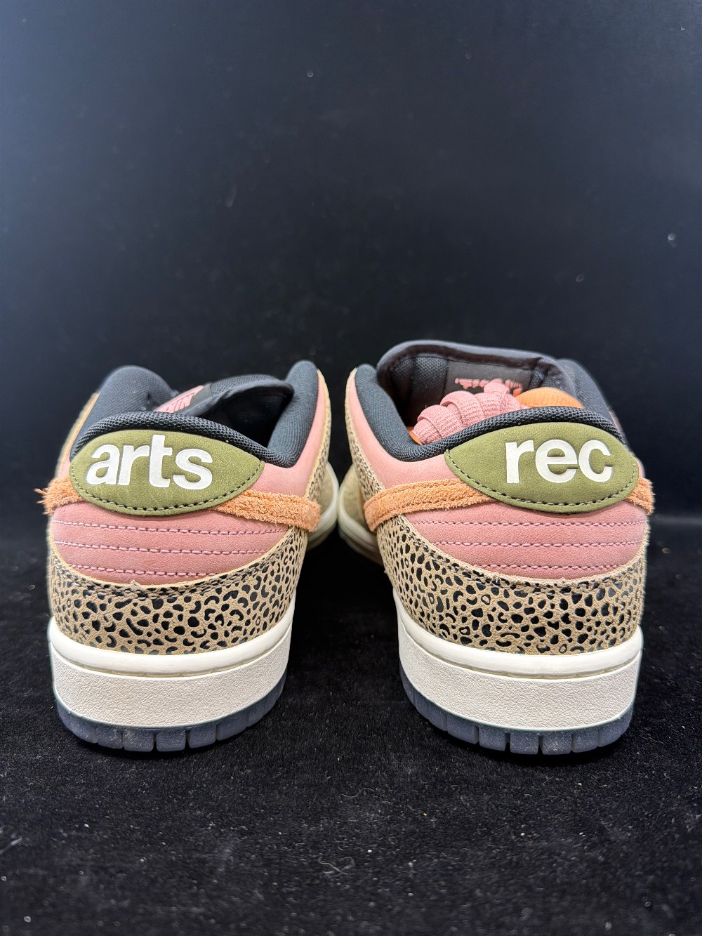 NIKE SB DUNK LOW - ARTS-REC
