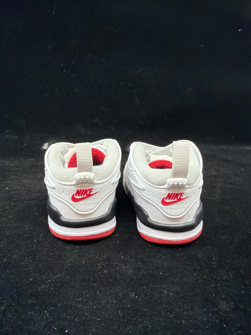 *NO BOX* AJ 4 RM (TD) - WHITE VARSITY RED