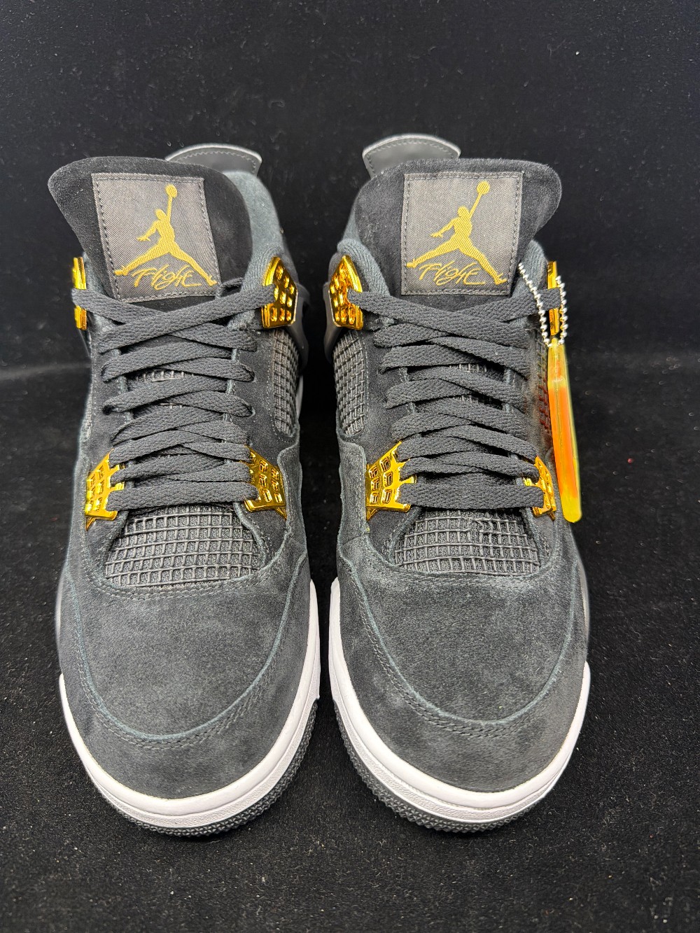 AJ 4 - ROYALTY