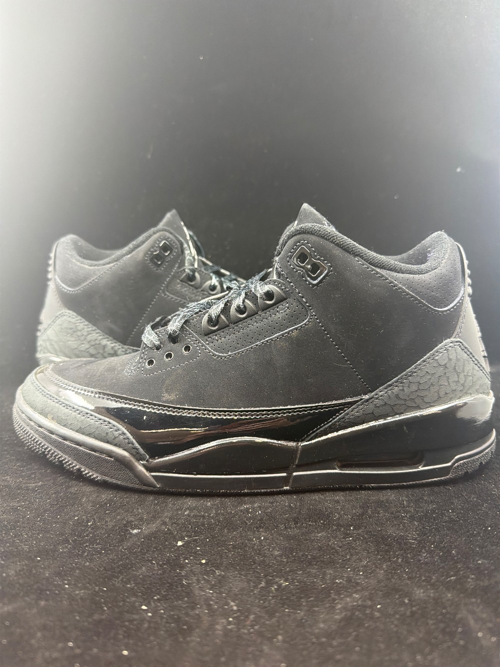 *USED/NO BOX* AJ 3 - BLACK CAT (2025)