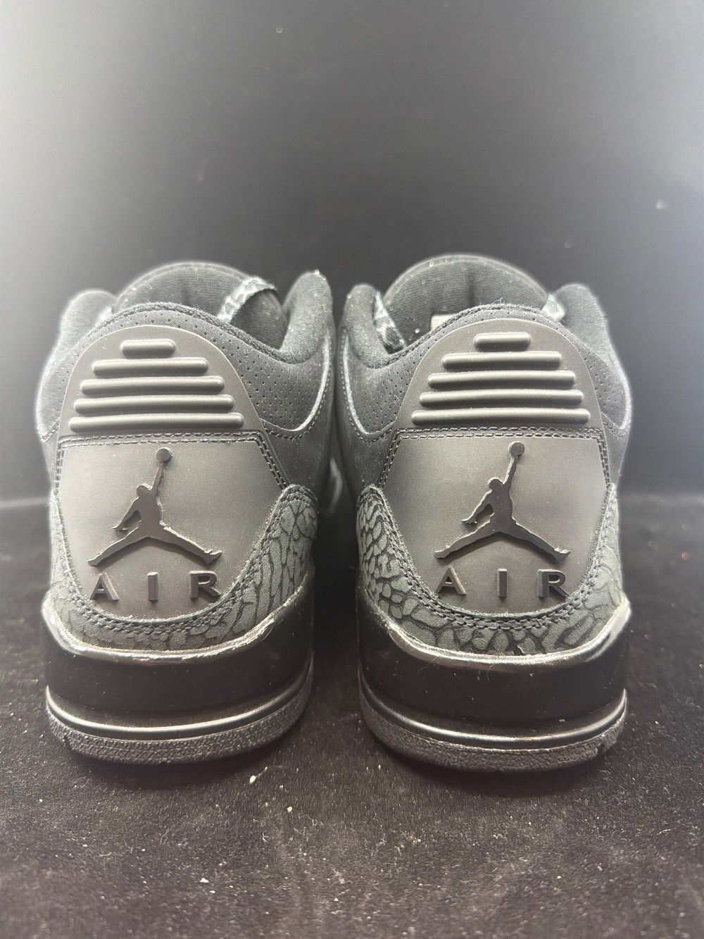 *USED/NO BOX* AJ 3 - BLACK CAT (2025)