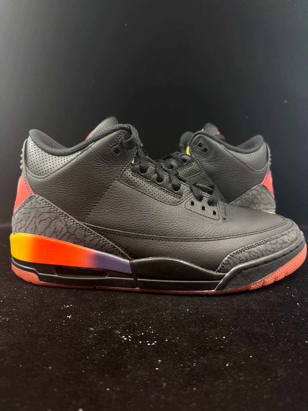 *USED/NO BOX* AJ 3 X J BALVIN - RIO