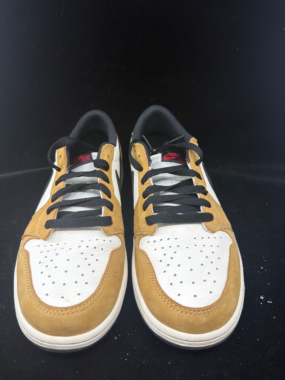 *USED* AJ 1 LOW - ROOKIE OF THE YEAR