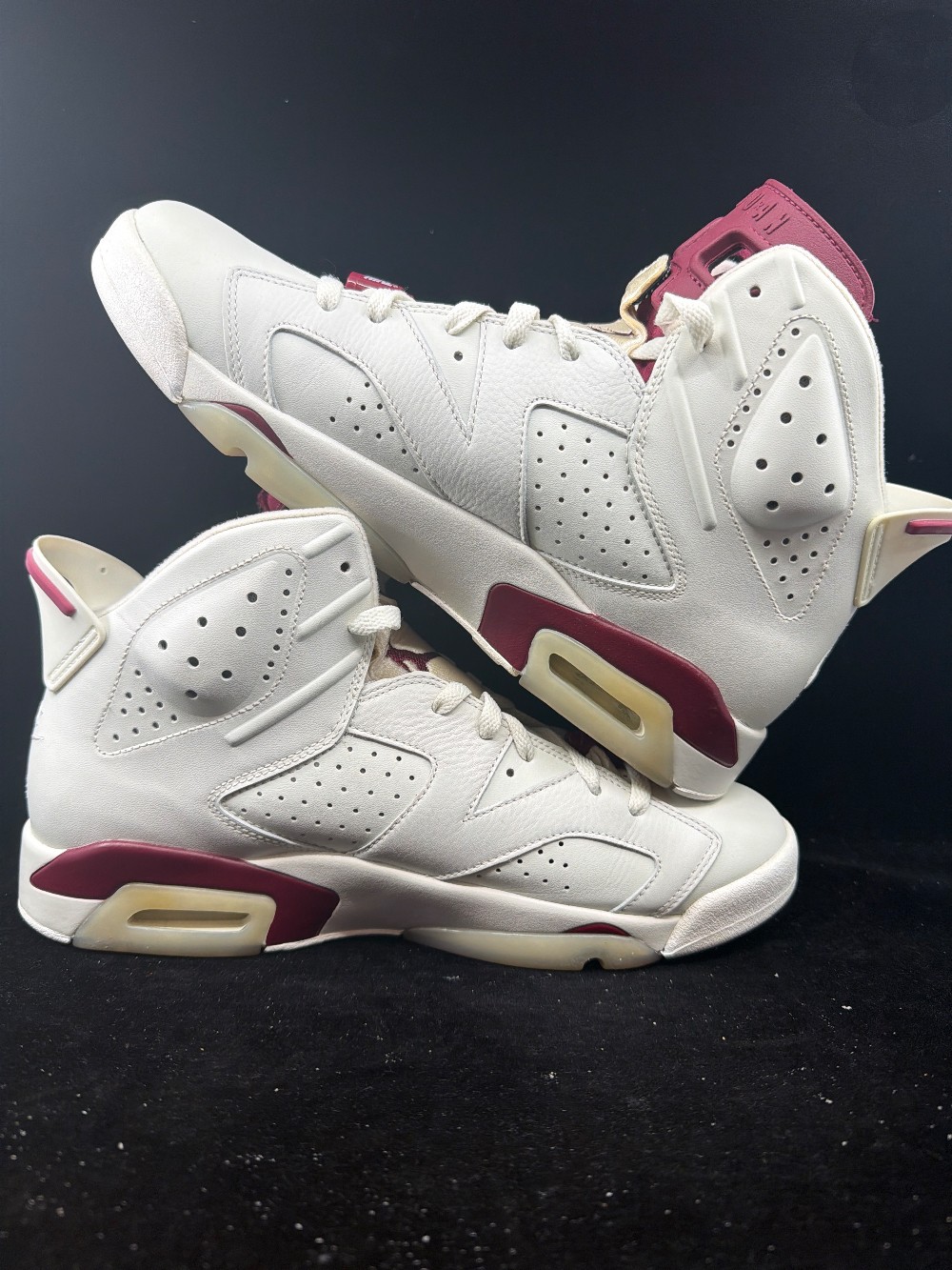 *USED* AJ 6 - MAROON (2015)