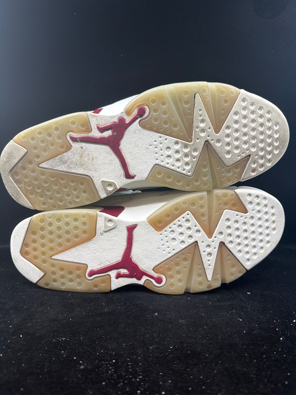 *USED* AJ 6 - MAROON (2015)