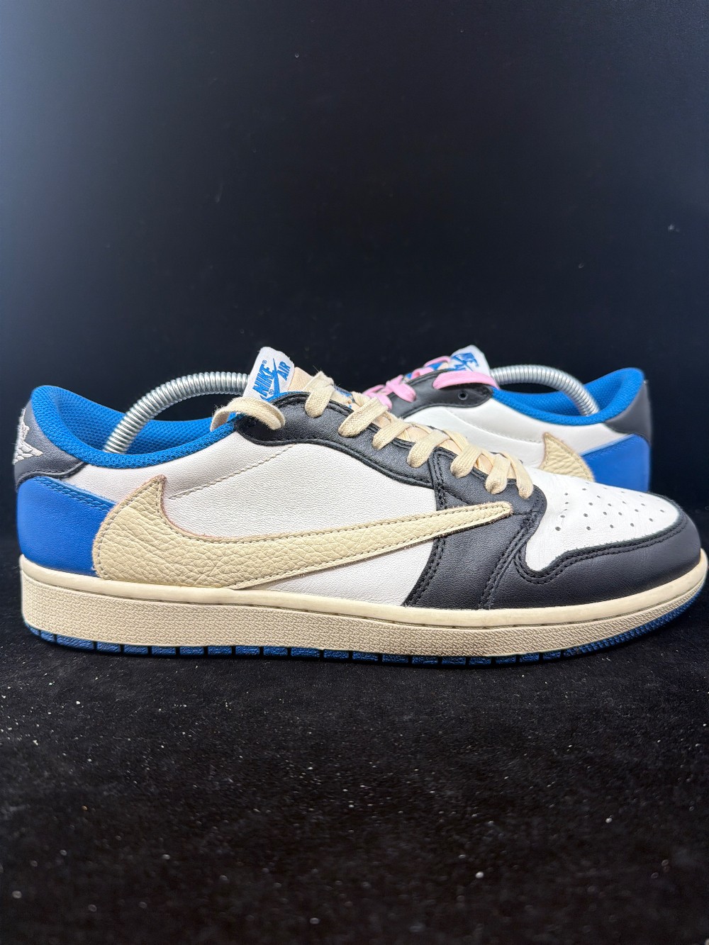 *USED* AJ 1 LOW X TRAVIS SCOTT - FRAGMENT