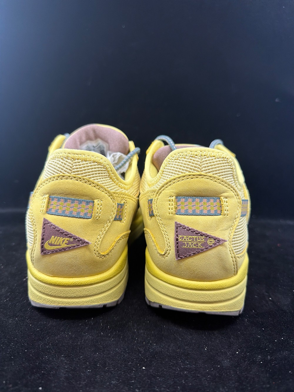 *USED* NIKE AIR MAX 1 X TRAVIS SCOTT CACTUS JACK - SATURN GOLD