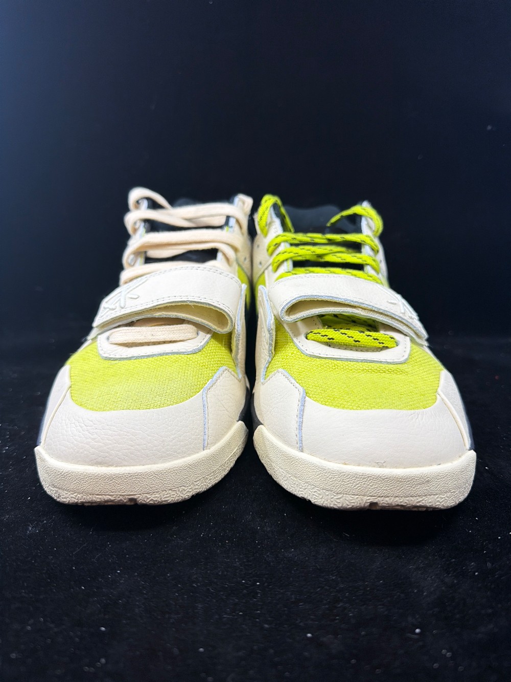 *USED* JORDAN JUMPMAN JACK X TRAVIS SCOTT - BRIGHT CACTUS