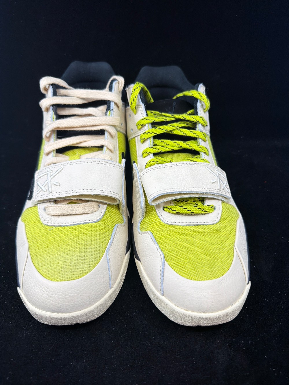 *USED* JORDAN JUMPMAN JACK X TRAVIS SCOTT - BRIGHT CACTUS