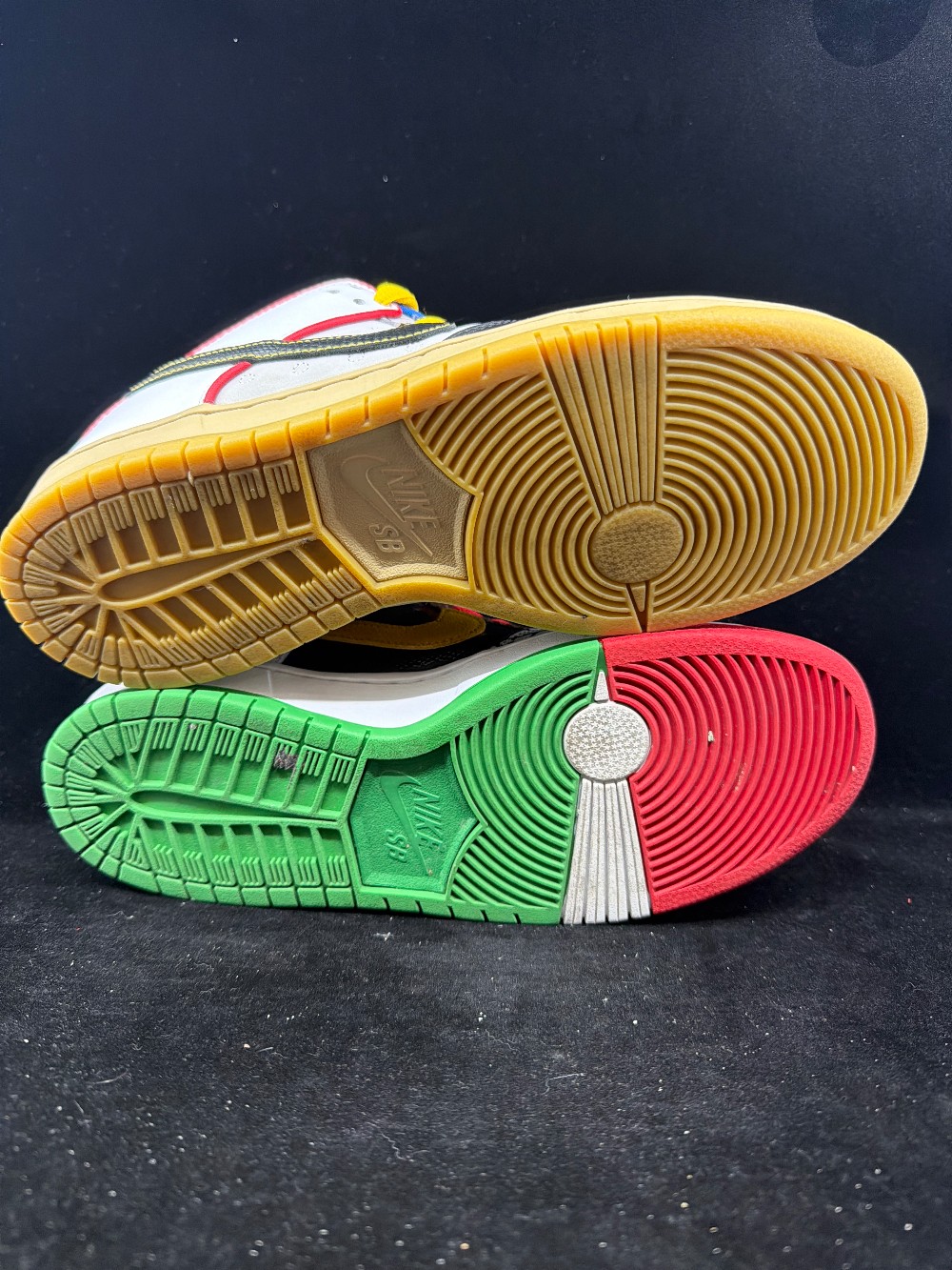 *USED* NIKE SB DUNK LOW - WHAT THE PAUL