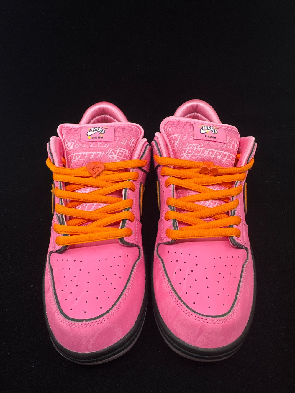 NIKE SB DUNK LOW - THE POWERPUFF GIRLS BLOSSOM