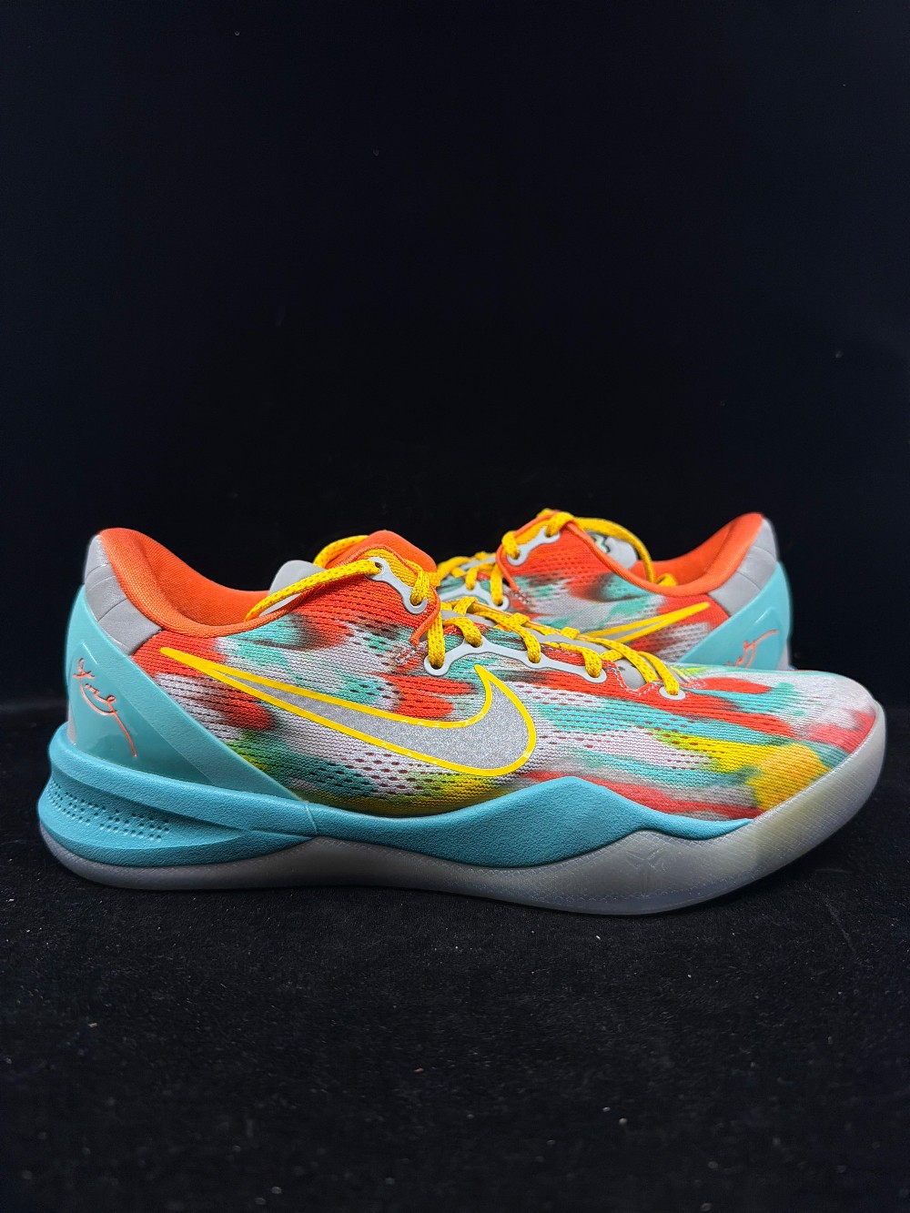 *USED* NIKE KOBE 8 PROTRO - VENICE BEACH (2024)