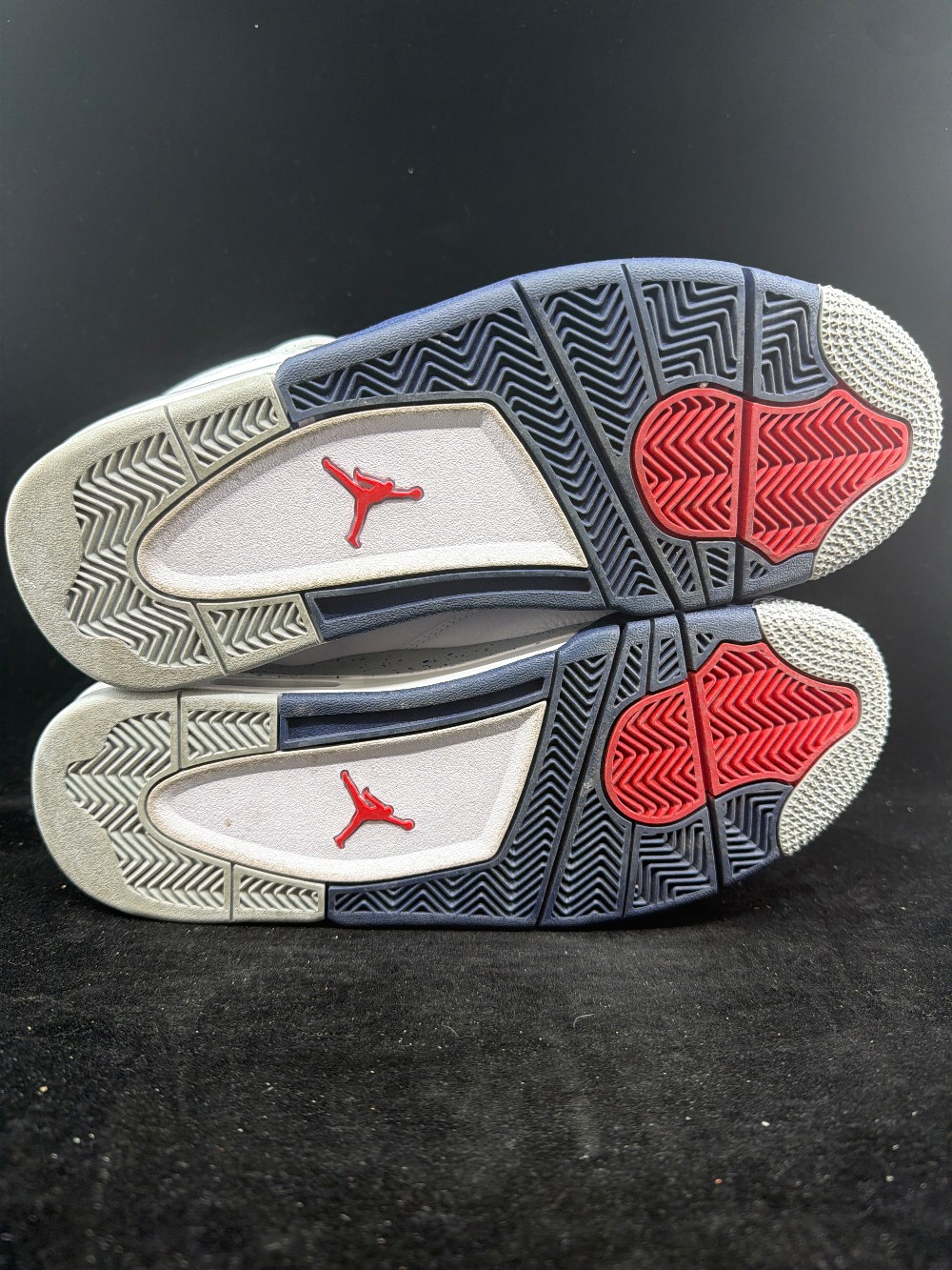 *USED* AJ 4 - MIDNIGHT NAVY