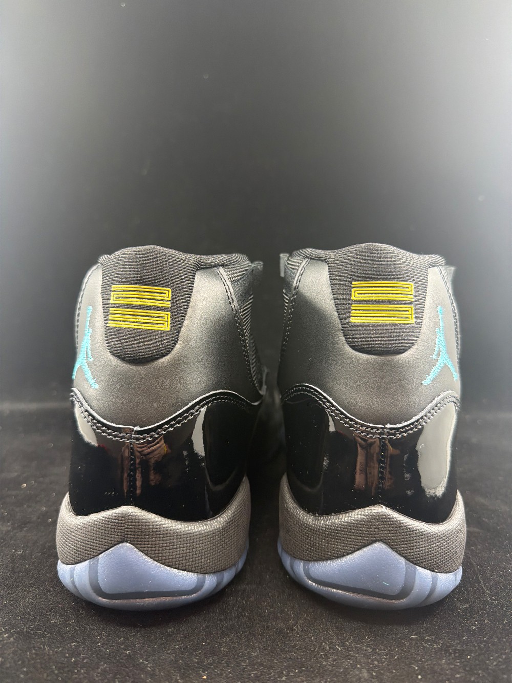 AJ 11 - GAMMA BLUE (2025)