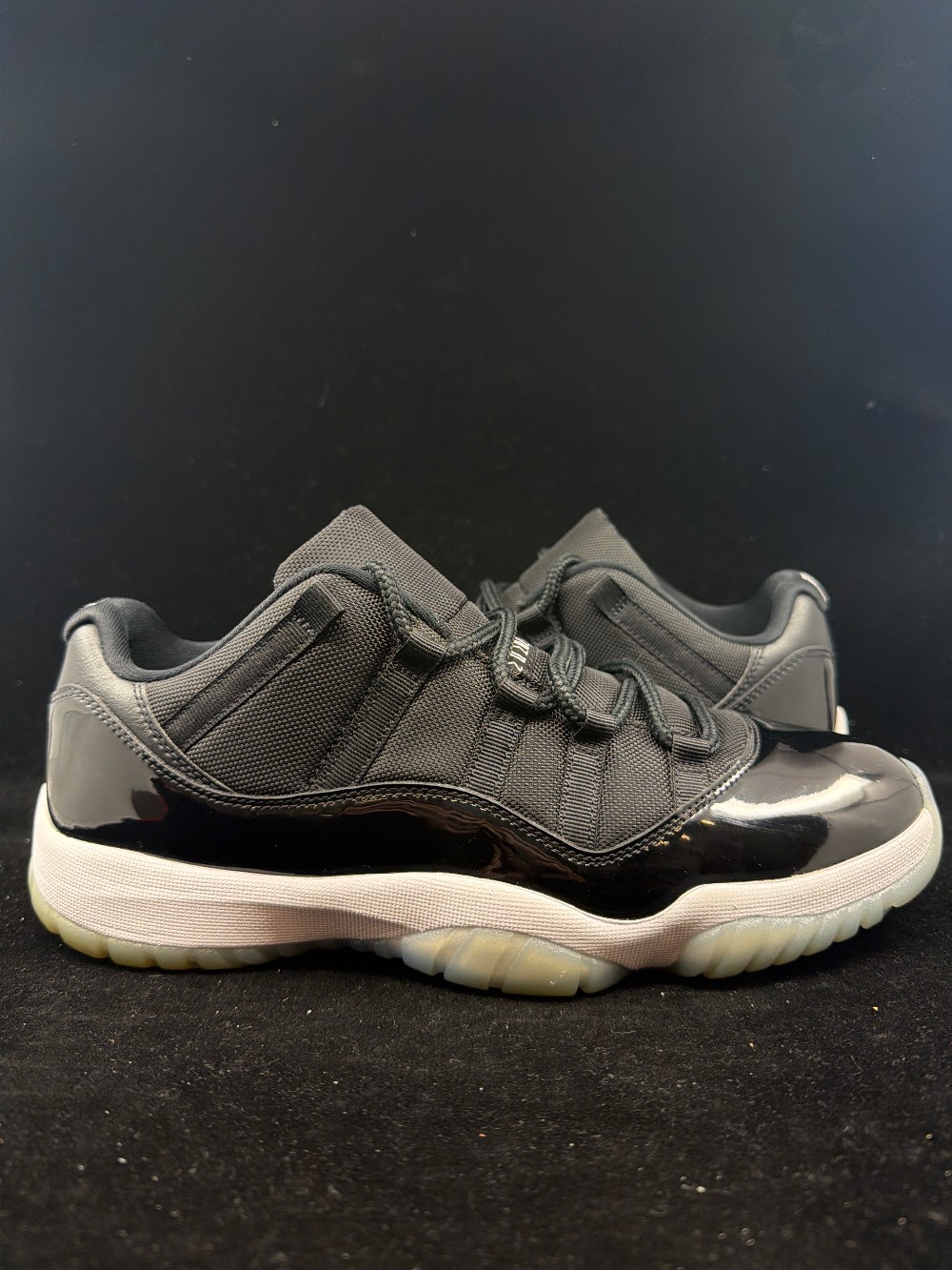 *USED* AJ 11 LOW - SPACE JAM